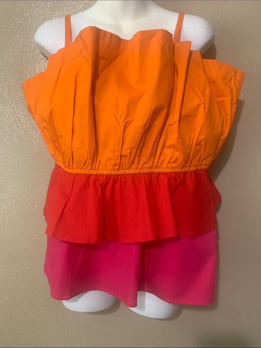 NY&Co size M Bright Orange Red Pink Ruffled Tank Top NWT